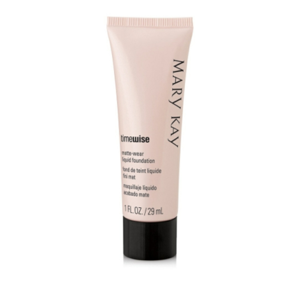TimeWise Matte-Wear Liquid Foundation